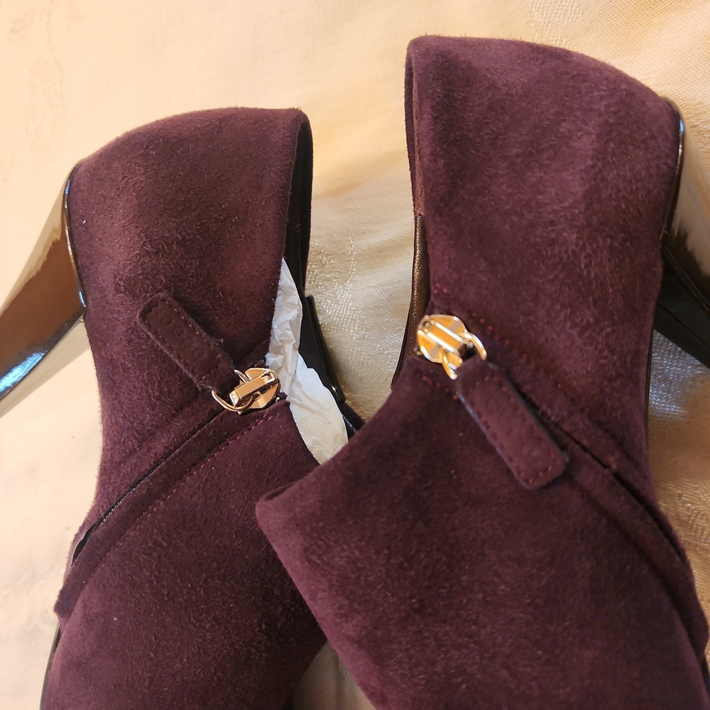 Gucci/Elegant Women's Suede Ankle Boots in Rich Brown - Picture 5 of 13